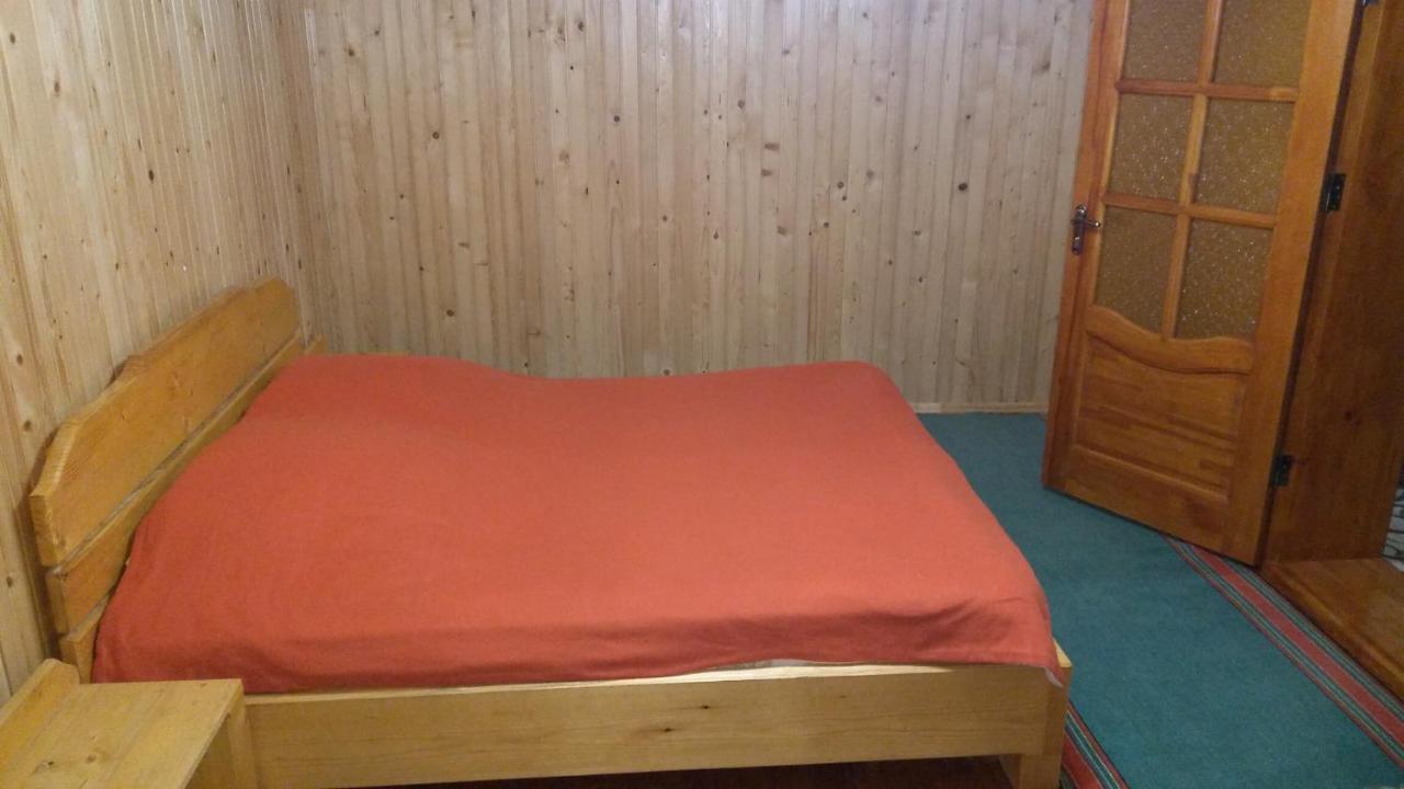 Базилік Люкс Apartment Yaremche Bagian luar foto